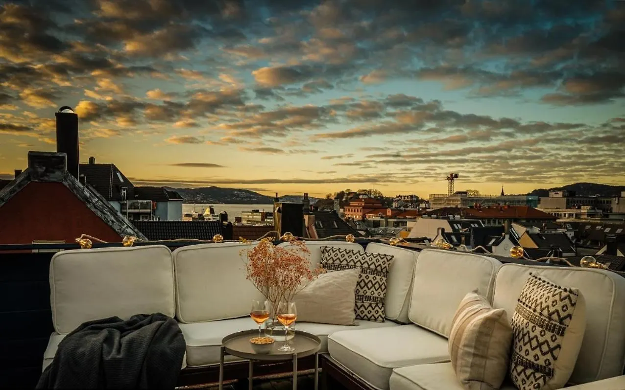 Penthouse Apartment In The Heart Of Bergen With Beautiful Private Rooftop
