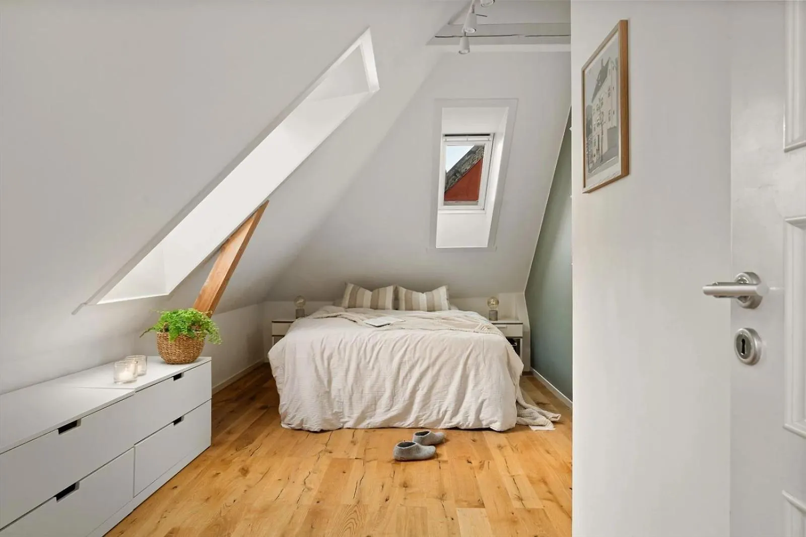 Penthouse Apartment In The Heart Of Bergen With Beautiful Private Rooftop 0*,  Norwegia